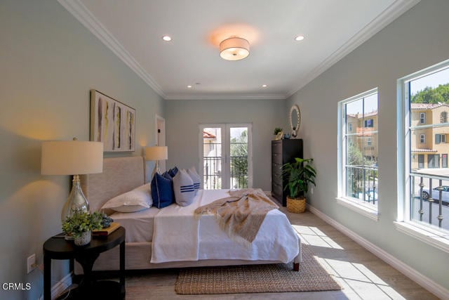 Building Photo - 305 S Arroyo Dr