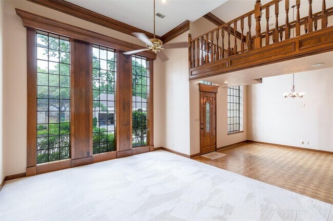 Building Photo - 9559 Doliver Dr