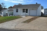 Building Photo - 9510 Lydell Dr