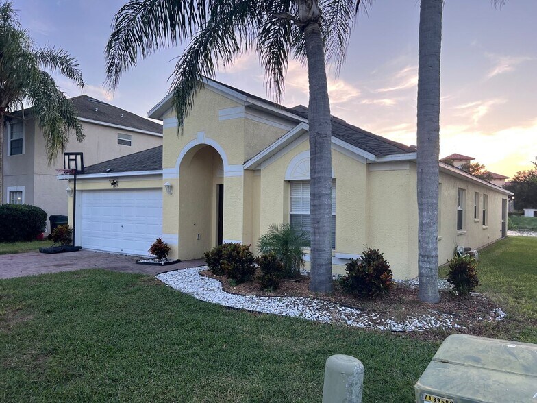 Building Photo - 1349 Gallberry Ct