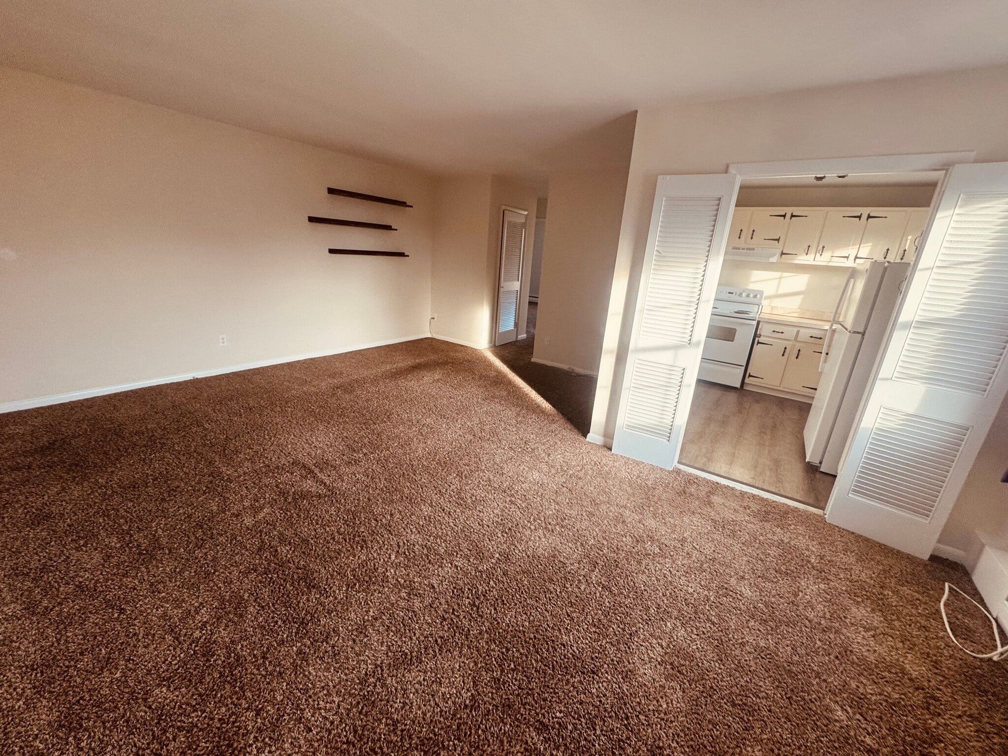 Building Photo - 216 N Monroe St