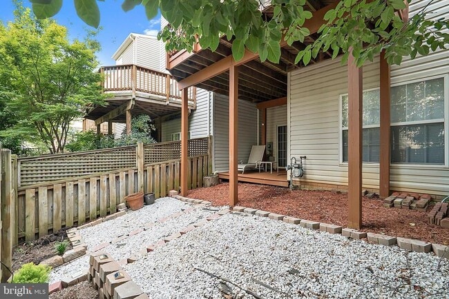 Building Photo - 4035 Timber Oak Trl