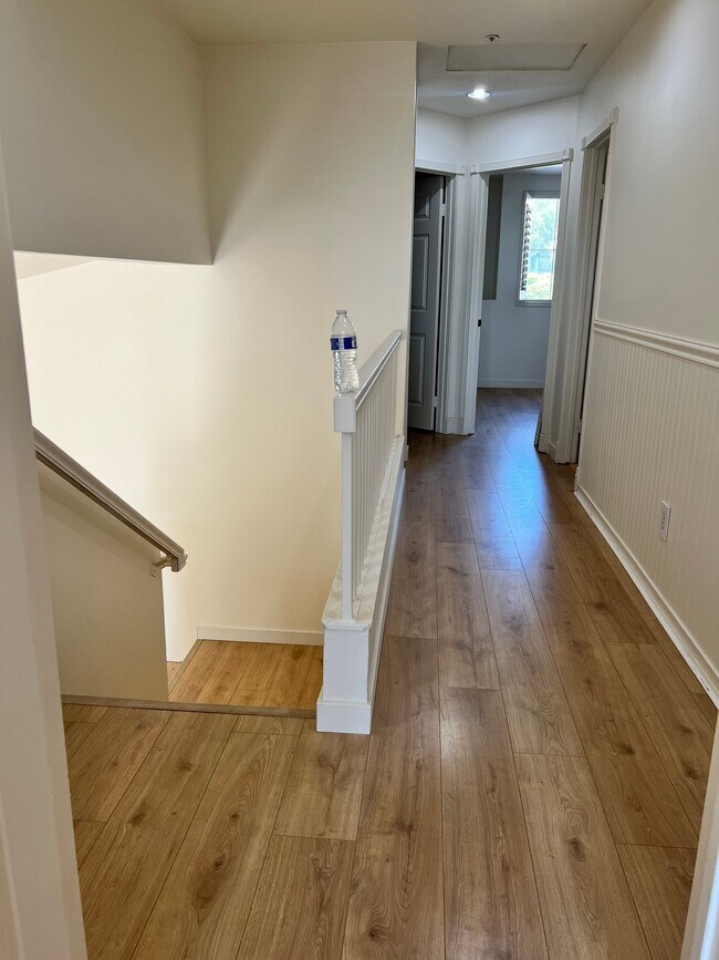 Building Photo - 5709 Kensington Pl