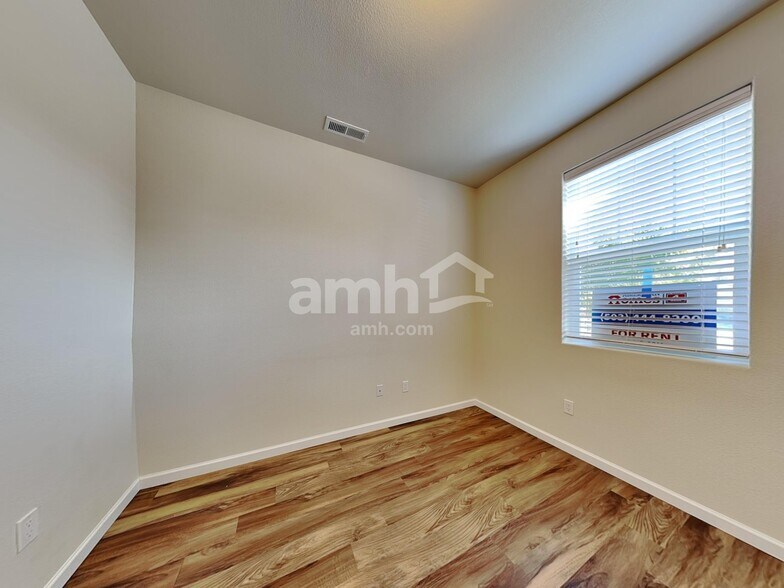 Building Photo - 9124 NE 167th Ct