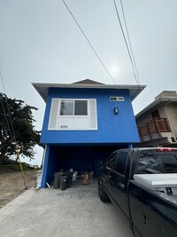 Building Photo - 6701 Del Playa Dr