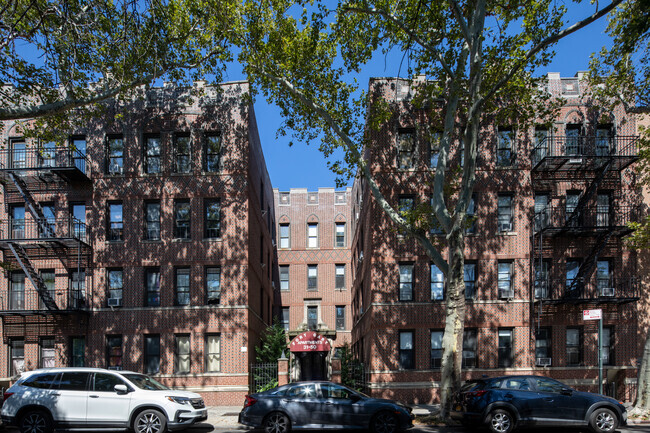 Street View - Fort Gary Apartments
