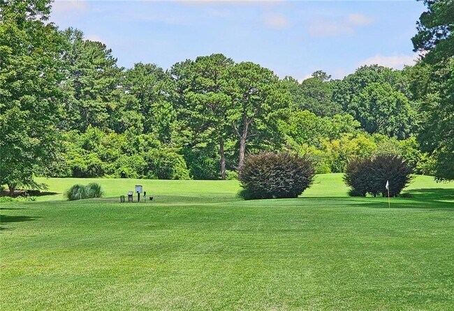 Building Photo - 47 Monet Ct NW