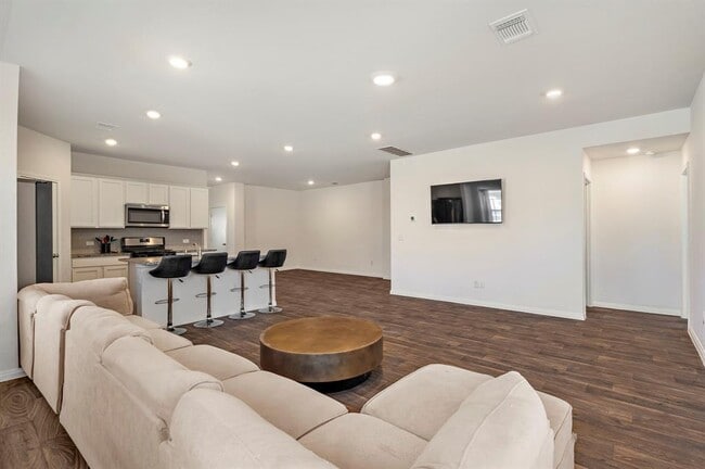 Building Photo - 19601 Abigail Fillmore Rd