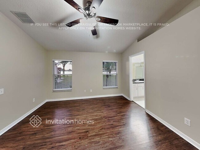 Building Photo - 6647 Clair Shore Dr