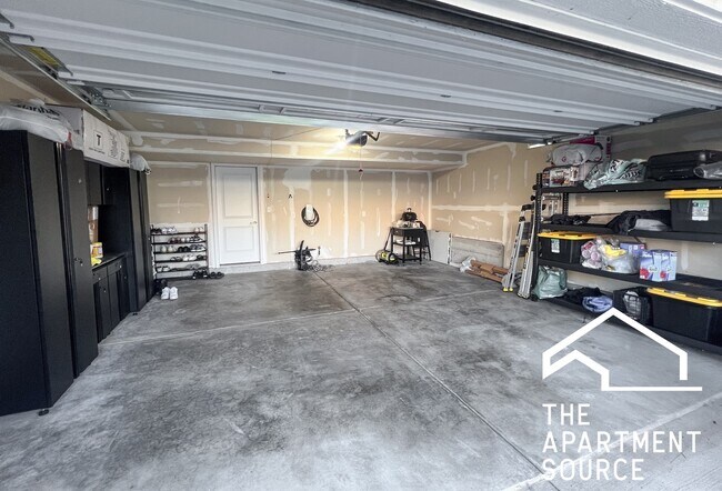 Building Photo - 2360 Southwind Blvd