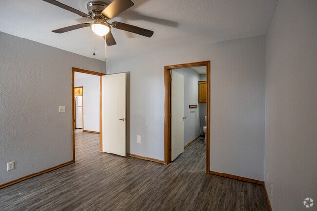 2BR, 2BA, 2 Car Garage - 950SF - Sunridge Estates