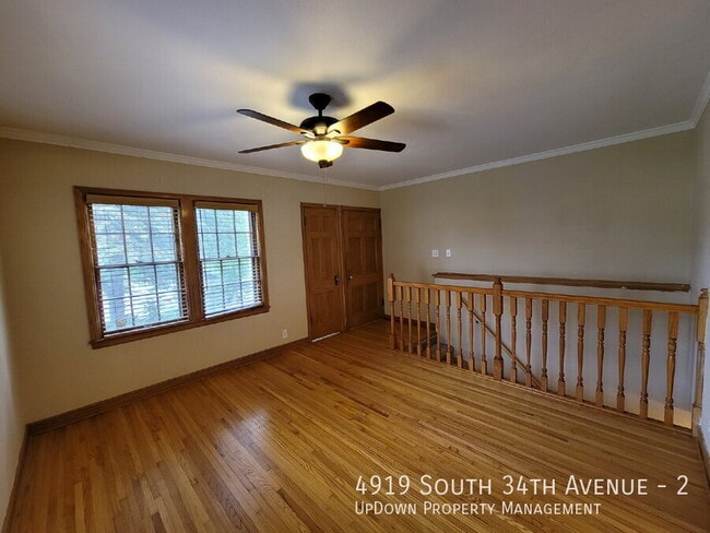 Building Photo - 4919 S 34th Ave