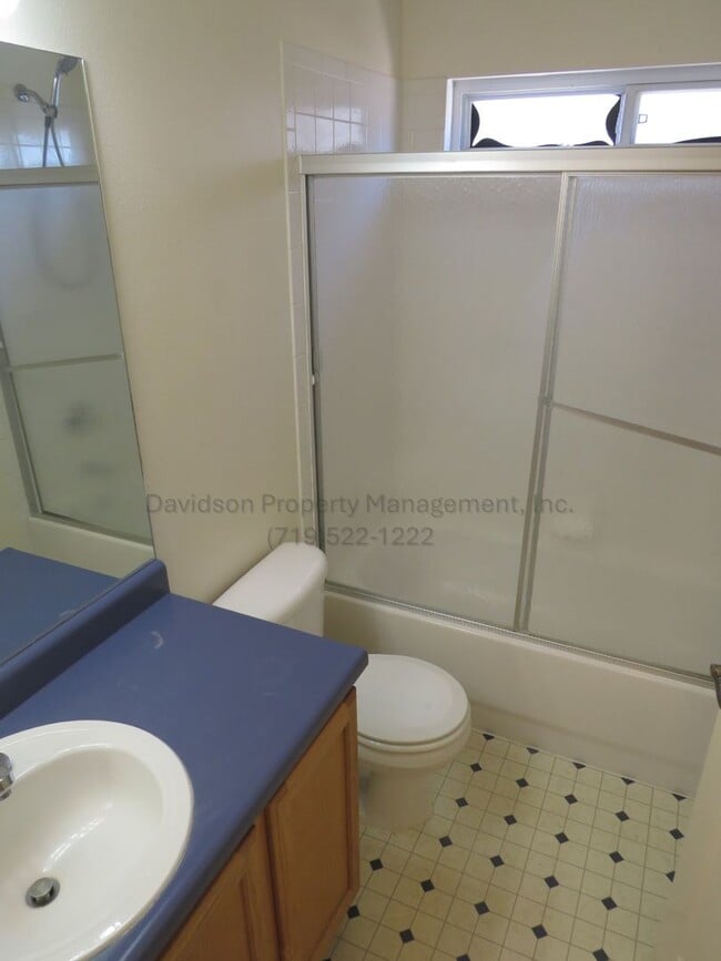 Building Photo - Great 3 Bedroom House in the Southern Powers Corridor