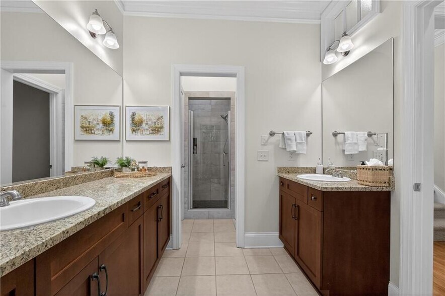 Building Photo - 428 Bill Kennedy Wy SE