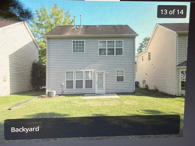 Backyard - 1013 Goldmist Ln