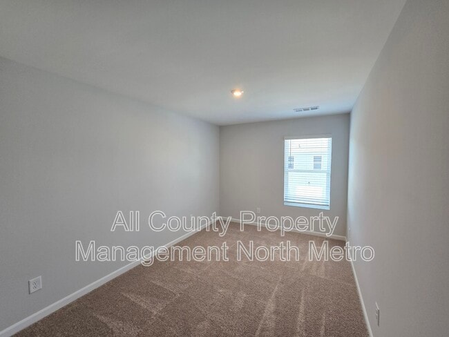 Building Photo - 107 Parkridge Cir