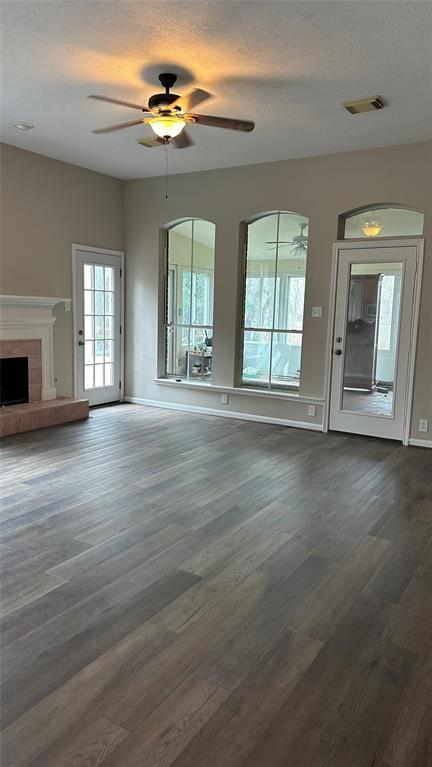 Building Photo - 4242 Lakeshore Forest Dr