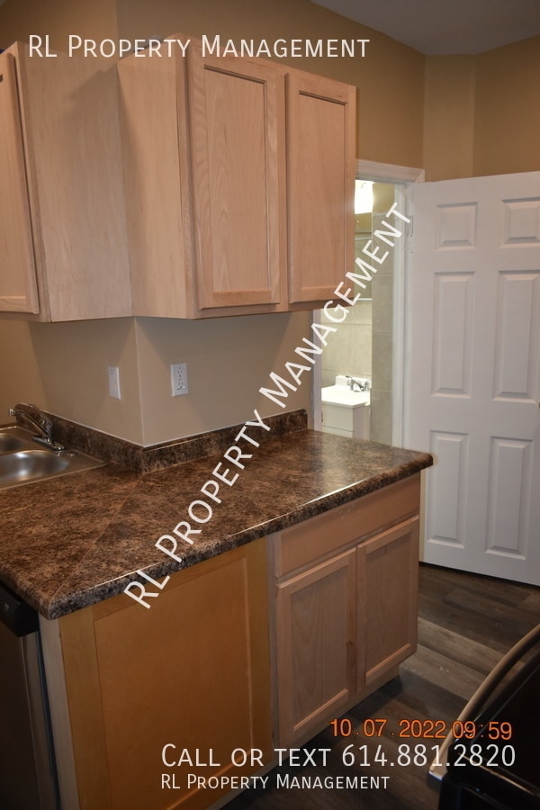*WAIVED APPLICATION FEE WITH APPROVED APPL... 1879 Bruck St Columbus