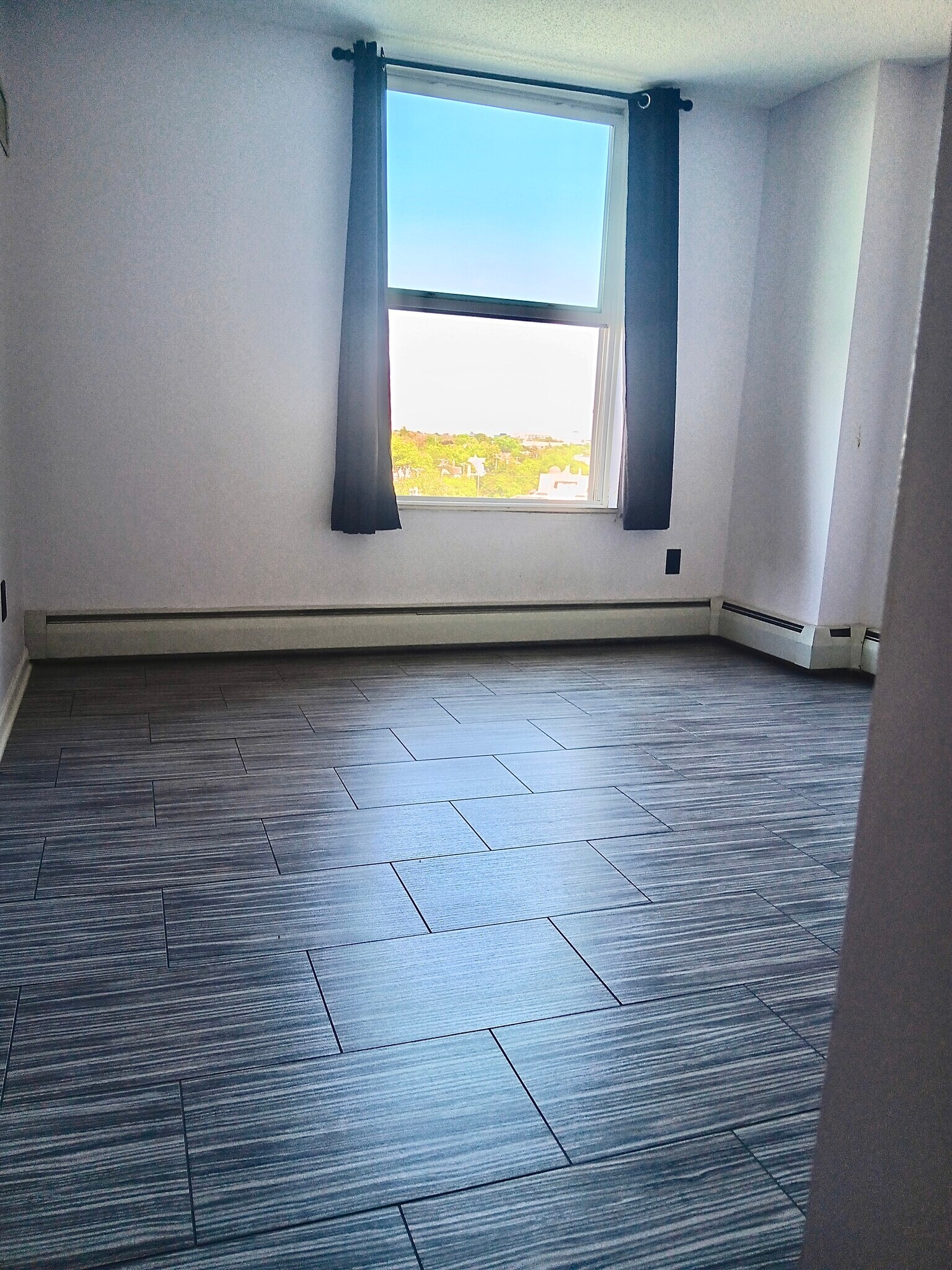Bedroom - 1425 W 28th St
