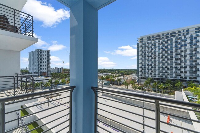 Building Photo - 5350 NW 84th Ave