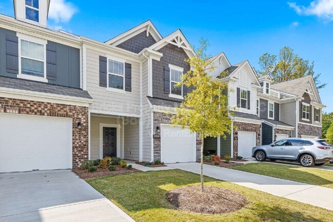 Building Photo - 229 Quinn Rd