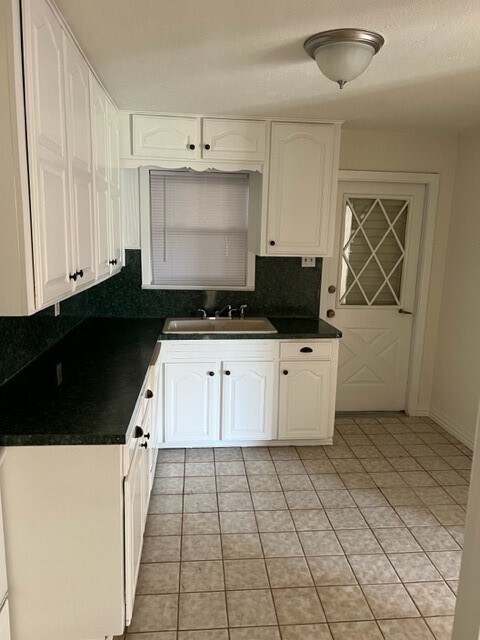 Building Photo - 19 28th St N