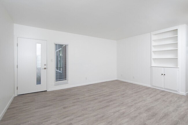 Interior Photo - PR Talmadge Apartments