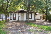 Building Photo - 5530 Malmedy Rd