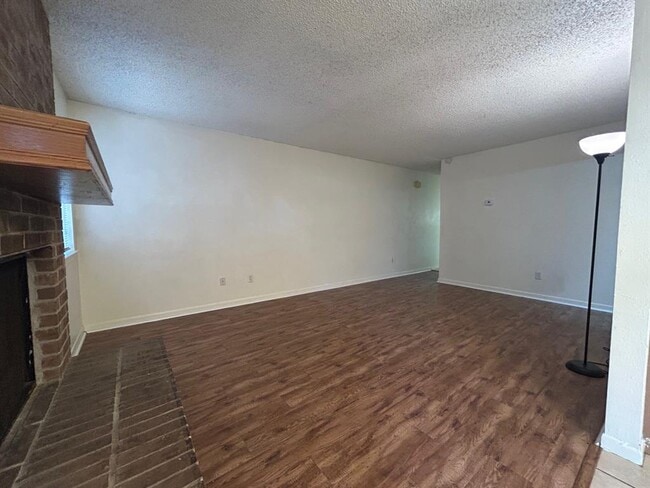 Building Photo - 2311 Whitlow Cove