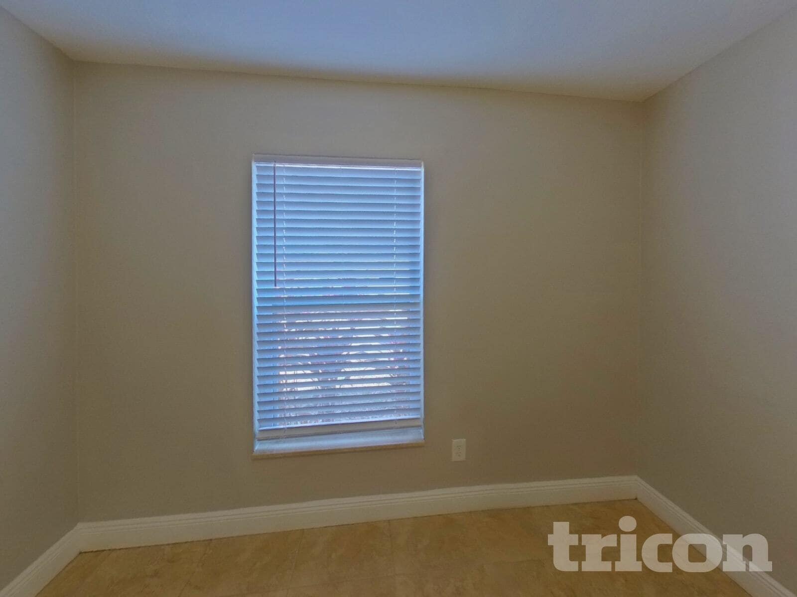 Building Photo - 6517 Seafairer Dr