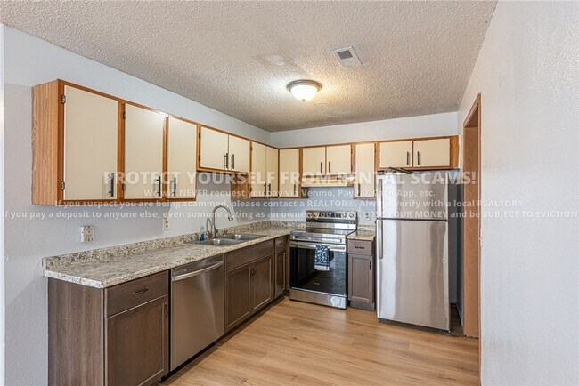 Building Photo - 1684 N Dawn Dr