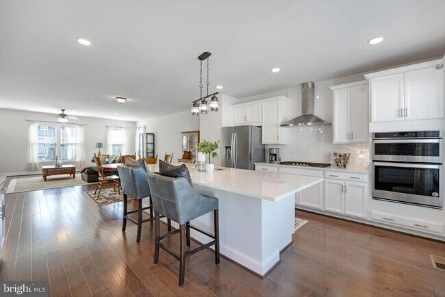 Building Photo - 2067 Alder Ln