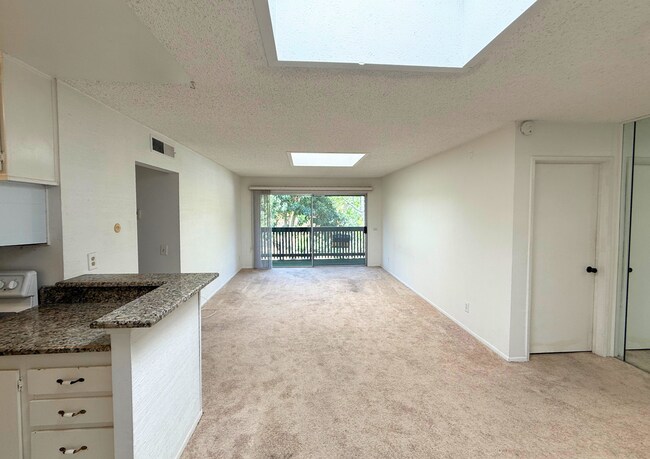 Building Photo - 6416 Friars Rd