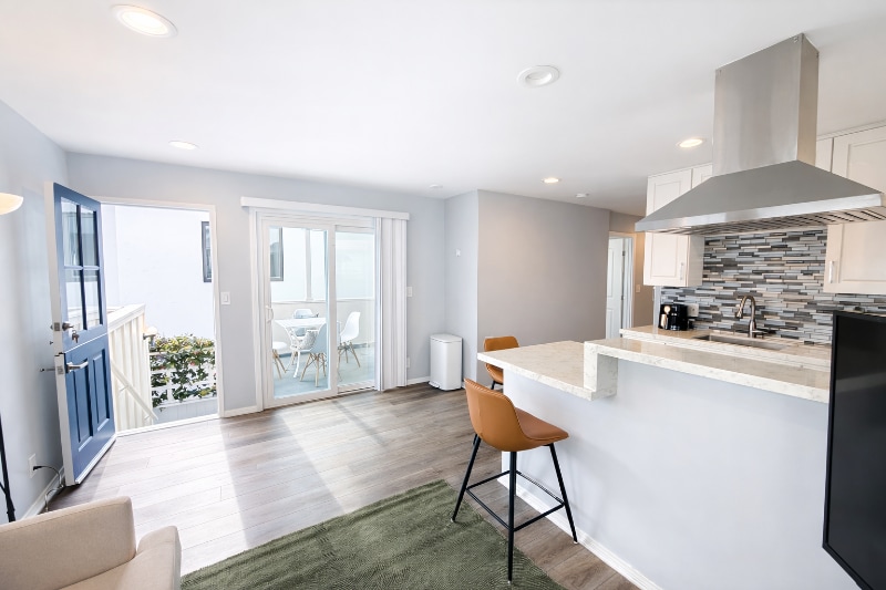 Building Photo - 315 Sapphire Ave