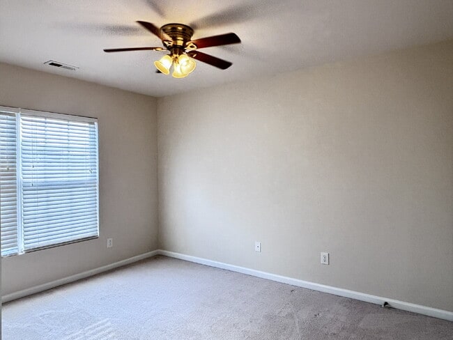 Building Photo - 5026 Brooke Lauren Ln