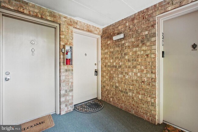 Building Photo - 2630 Wagon Dr