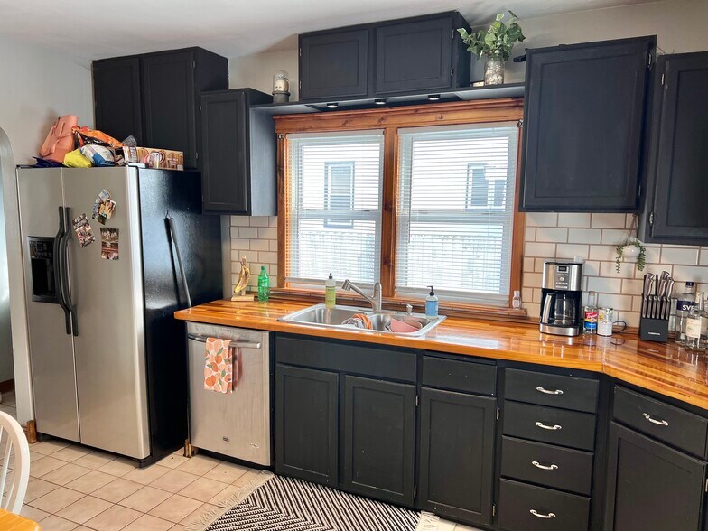 Main Floor Kitchen - 221 7th Ave N