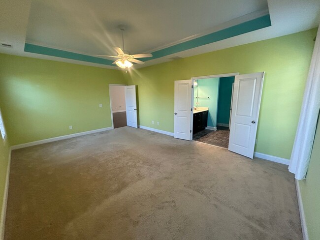 Building Photo - 1189 Parish Way