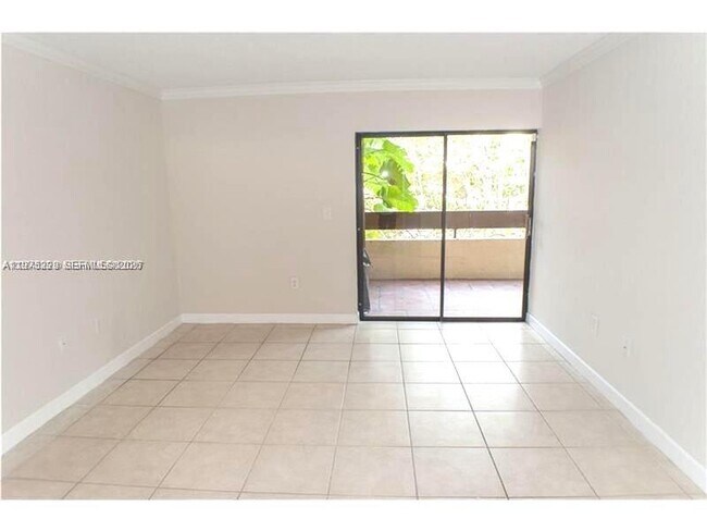 Building Photo - 8830 SW 123rd Ct