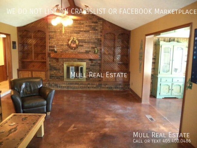 Building Photo - Furnished Single Family Home