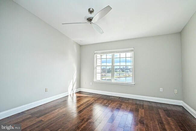 Building Photo - 44171 Paget Terrace