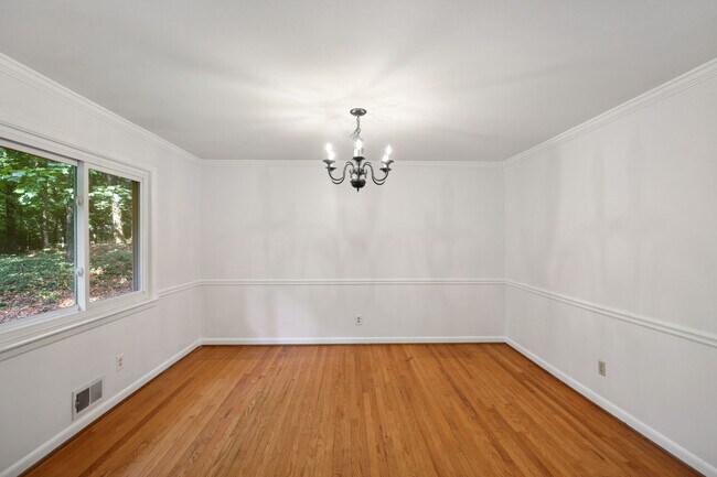 Building Photo - 4105 Ashwoody Trl NE