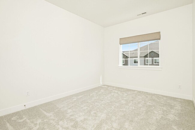 Building Photo - 1593 N 110 W