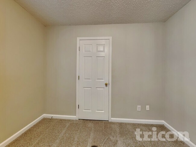 Building Photo - 1555 Mill Creek Rd