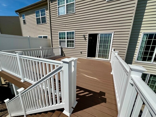 Building Photo - 229 Whitley