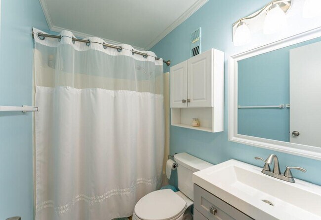 Building Photo - 3901 S Ocean Blvd