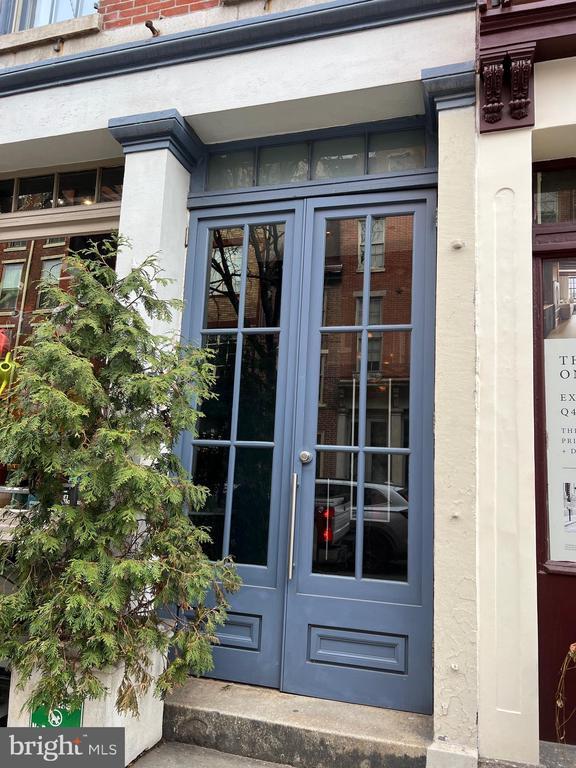 Building Photo - 153 N 3rd St