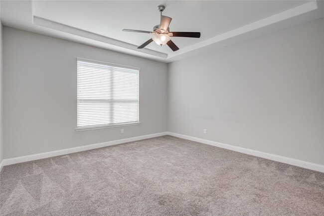 Building Photo - 12816 Oak Fls Dr