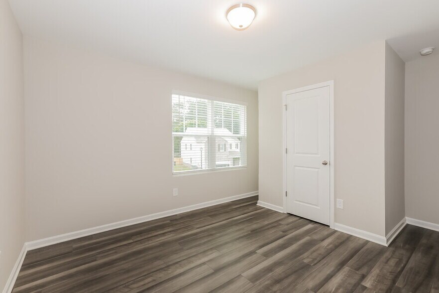 Building Photo - 4094 Kendrick Cir