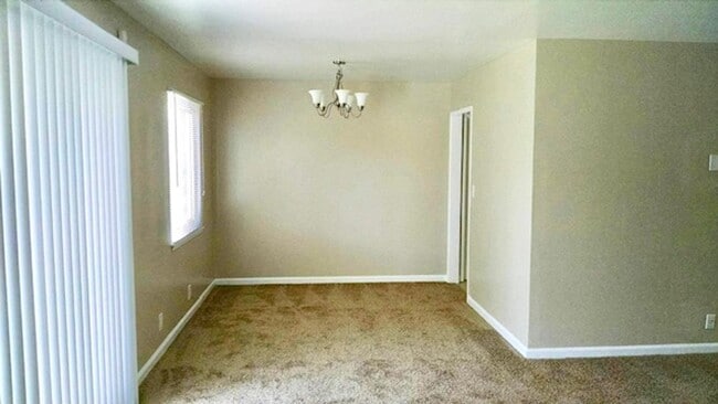 Building Photo - 3 bed 2 bath House with 2-Car Garage -- COMING SOON !!!